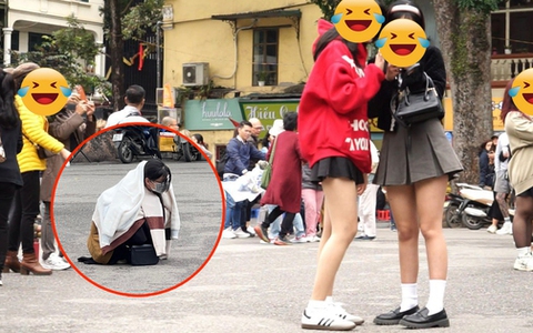Khó tin nhưng có thật: Hà Nội rét căm mà nhiều bạn trẻ vẫn "đạp gió" để đi chụp ảnh "sống ảo"