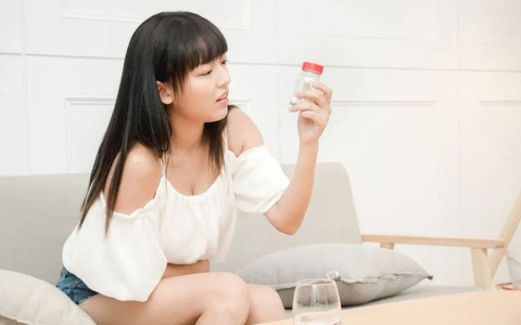 Phụ nữ thiếu progesterone tác động xấu đến tử cung và khả năng mang thai thường gặp phải 5 bất thường trong cơ thể