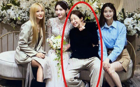 Hani (EXID) gây tranh cãi với trang phục đi ăn cưới, xuề xoà hay tinh tế?