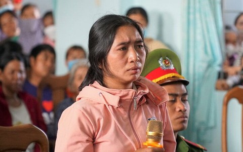 Giao xe cho con chưa đủ tuổi gây tai nạn 4 người chết, người mẹ lãnh án