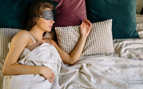 Mạch máu có bị tắc nghẽn hay không chỉ cần nằm trên giường 30 phút là biết: Nếu đêm nào cũng có 3 dấu hiệu, bạn nên đi khám khẩn cấp