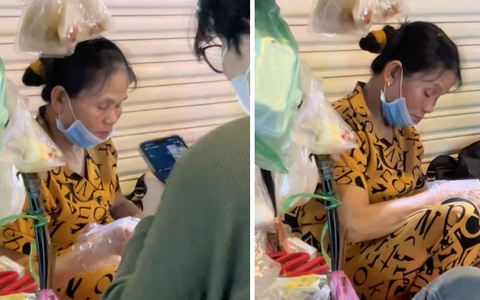 Cô bán bánh tráng trộn đang bán hàng thì "xỉu" khiến người mua hốt hoảng, biết sự thật ai cũng vừa buồn cười vừa thương
