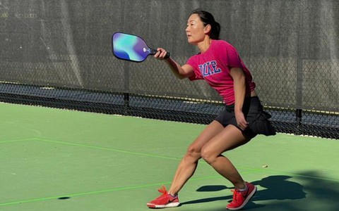 Pickleball - Môn thể thao thời thượng hóa ra "lợi hại" với chị em thế này cơ!