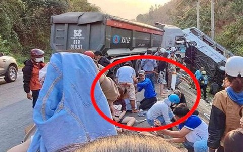 Vợ chồng bác sỹ kể lại thời khắc ép tim cứu người gặp tai nạn giữa đường
