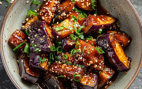 Loại quả là "kho anthocyanin", giúp làm chậm quá trình lão hóa, mang sốt chua ngọt cực kỳ hao cơm