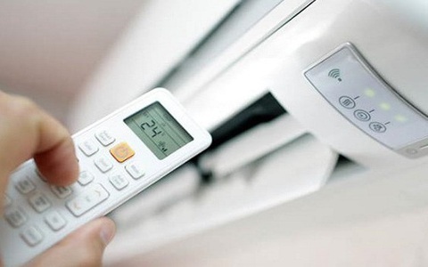 Xôn xao mẹo dùng điều hòa tiết kiệm, chỉ tốn 4000 đồng tiền điện/đêm: Bạn đã thử?