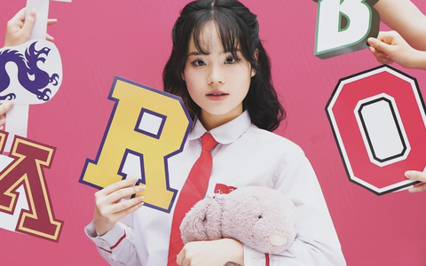 Nữ sinh đỗ 7 đại học hàng đầu nước Mỹ nhờ bài luận xúc động về bà nội
