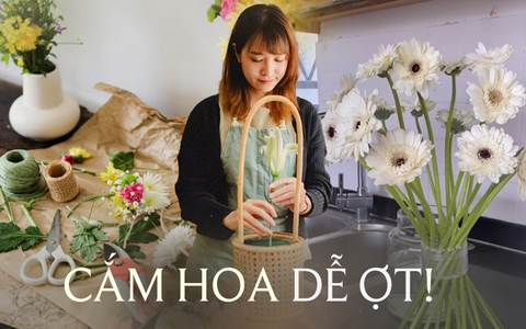 Không cần hoa tay vẫn cắm được hoa chỉ nhờ vật dụng giá vài chục nghìn