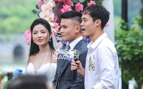 Quang Hải biến lễ cưới thành tiệc "song hỷ lâm môn", ngữ pháp tiếng Anh hơi sai một xíu nhưng không sao cả!