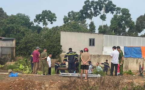 Bé trai chết bất thường dưới giếng ở Đồng Nai, nơi đã từng tìm kiếm nhưng không thấy