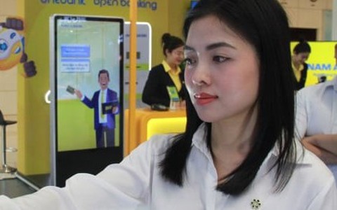 Từ 1/7, công an thu nhận thông tin mống mắt cho thẻ căn cước mới thế nào?