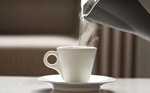 Đây là thứ "nước gây ung thư" được WHO gọi tên, nhắc mọi người cần tránh xa