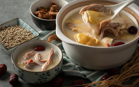 Vì sao nói 'một dạ dày heo bằng mười vị thuốc bổ'?