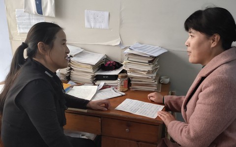 Lớp có 33 em nhưng 28 em là học sinh xuất sắc, phụ huynh "lo ngay ngáy" không biết con mình giỏi thật hay ảo