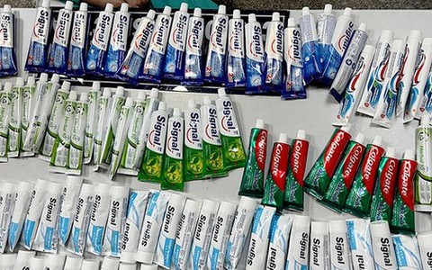 Khởi tố gần 1.000 bị can từ vụ 4 tiếp viên hàng không vận chuyển ma túy