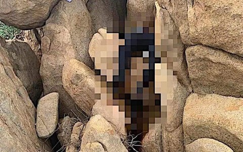 Phát hiện thi thể nam giới kẹt trong khe đá ở Bình Thuận