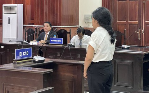 Nỗi day dứt của người mẹ trẻ 4 con