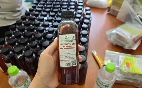 Hà Nội: Khởi tố nhóm đối tượng sản xuất thuốc nam giả, thu lời hàng tỷ đồng