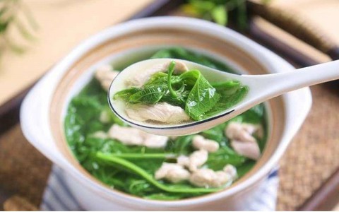 Loại lá này mệnh danh là "báu vật bổ gan": Nếu gặp hãy hái một nắm tươi non dùng nấu canh rất ngon, bổ dưỡng và đẹp da