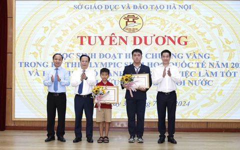 Chân dung hai học sinh có "thành tích đặc biệt" được Sở GD&ĐT Hà Nội tuyên dương