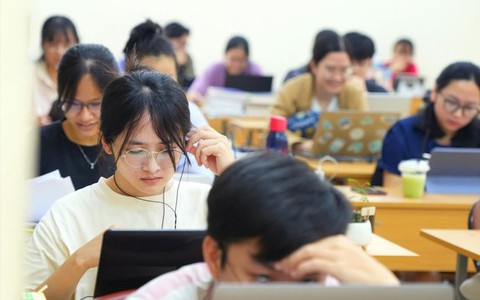 Độc đáo, khốc liệt kì thi Bác sĩ nội trú