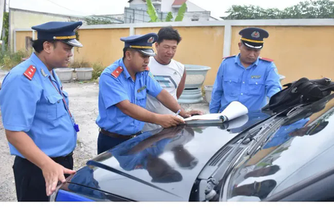 Từ 1/1/2025, thanh tra giao thông không được phép dừng phương tiện