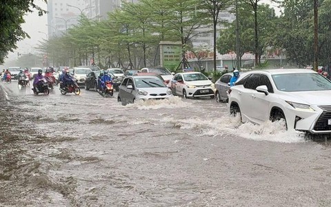 Nhiều tỉnh miền Bắc mưa tháng 7 lớn nhất lịch sử