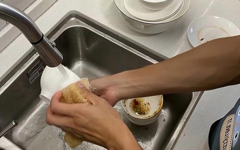 Một người rửa bát, cả nhà bệnh tật nếu không sửa 6 thói quen xấu này