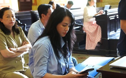 Phân chia tài sản hơn 100 tỉ đồng cho cựu siêu mẫu Ngọc Thúy và chồng cũ