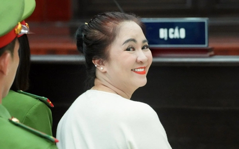 Không có tên trong đợt xét đặc xá 2/9, bà Nguyễn Phương Hằng còn phải thụ án tù đến bao giờ?