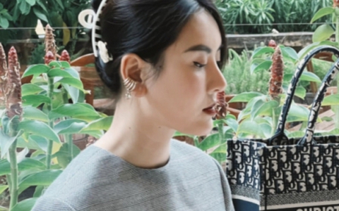 Người đẹp “nghiện thẩm mỹ”, tuyệt mật về hôn nhân sau hôn lễ được tổ chức tại chùa, giờ ra sao?