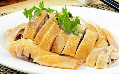 Loại đồ ăn không ăn hết nên mạnh tay vứt bỏ, chớ ăn đi ăn lại kẻo hại gan, ruột