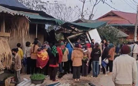 Vụ xe tải lao vào nhà dân: Các nạn nhân là anh em