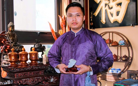 Chuyên gia phong thuỷ chỉ ngày giờ và tuổi đẹp để xông đất, xây nhà trong năm 2025