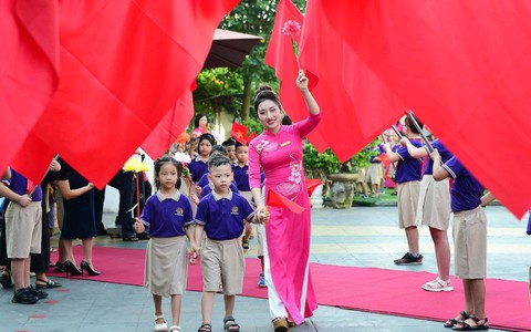 Một trường ở Hà Nội đoạt hơn 130 huy chương vàng trong 1 học kỳ
