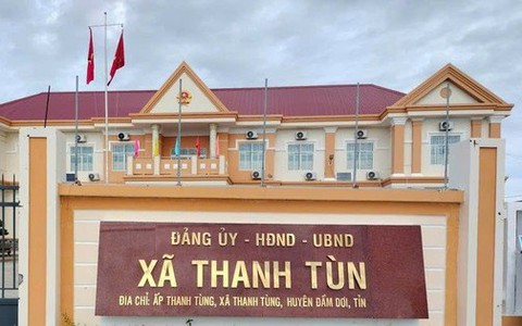 Khiển trách bí thư xã ở Cà Mau gỡ máy lạnh cơ quan đem về nhà