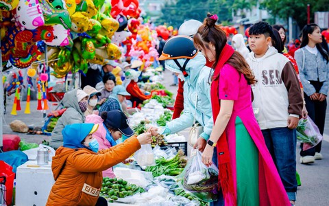 Chợ gần 300 tuổi tại Bình Định, mỗi năm họp 1 lần để cầu lộc, không cần lỗ lãi