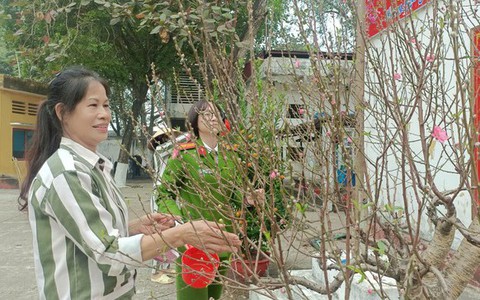 Tết ấm áp của phạm nhân ở trại tạm giam