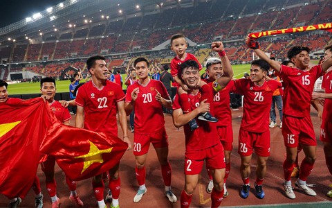 Báo chí và netizen Đông Nam Á nói gì về chiến thắng của ĐT Việt Nam trước Thái Lan?