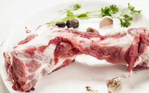Người thông minh mua xương heo sẽ đặc biệt chọn 3 phần này: Nhiều thịt, ít xương, giá còn rẻ hơn một nửa so với sườn