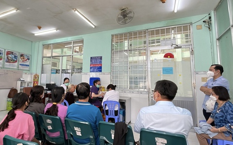 Người dân Cần Thơ đổ đi tiêm vắc xin cúm tăng gấp 10 lần