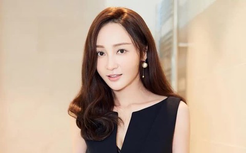 Nữ diễn viên bị xóa tên trước giờ lên sóng vì tai tiếng 11 năm trước