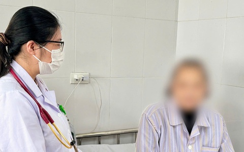 Người phụ nữ nhiễm trùng đường ruột nghiêm trọng do làm 1 việc với vật nuôi trong nhà