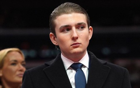Quanh lời nhận xét Barron Trump lập dị