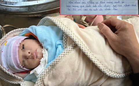 Bé gái sơ sinh bị bỏ lại trước cổng nhà dân kèm mảnh giấy viết tay