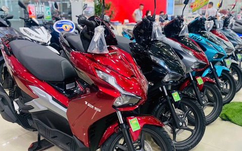 Honda Air Blade 2025 giảm giá thấp nhất kể từ khi ra mắt