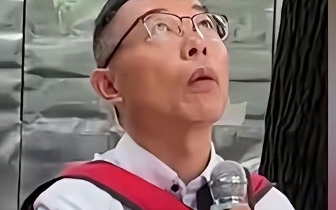 "Đừng làm tôi ngạt thở" - Tìm con suốt 22 năm, đứa trẻ nói 1 câu khiến người cha bật khóc