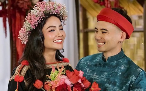 Clip Hoa hậu H'Hen Niê xúc động rơi nước mắt khi nói về cuộc sống "rất màu hồng" sau hôn nhân