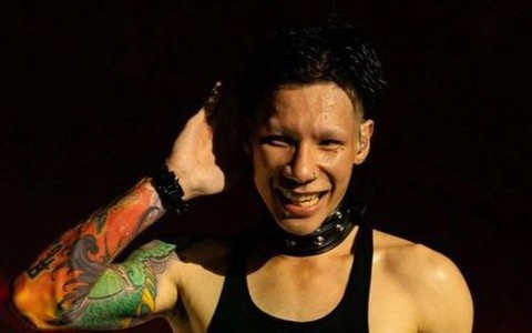 Một rapper Việt làm điều điên rồ