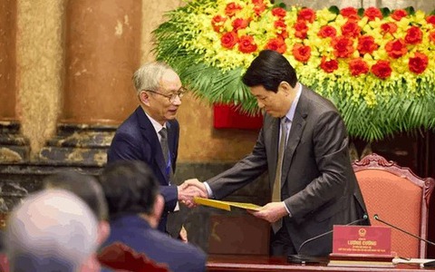 Bức ảnh đặc biệt Nhà giáo Nguyễn Xuân Khang gửi tặng Chủ tịch nước Lương Cường trông như thế nào?